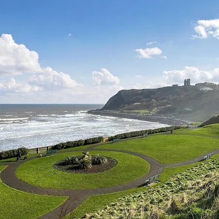 Sea Front Hideaway Apartment Scarborough